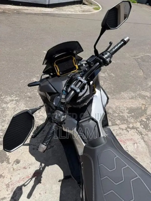 Honda ADV 160 2024