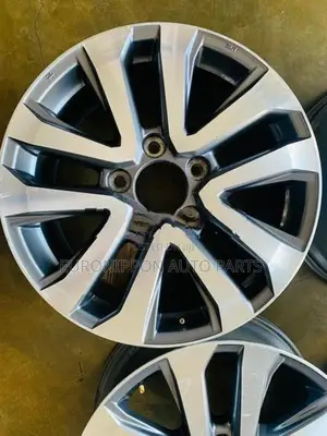 Toyota Land Cruiser Sahara Alloy wheel set (Japan)
