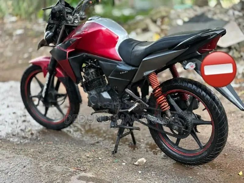 Honda Twister 2012