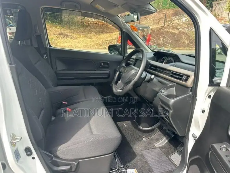 Suzuki Wagon R 2025