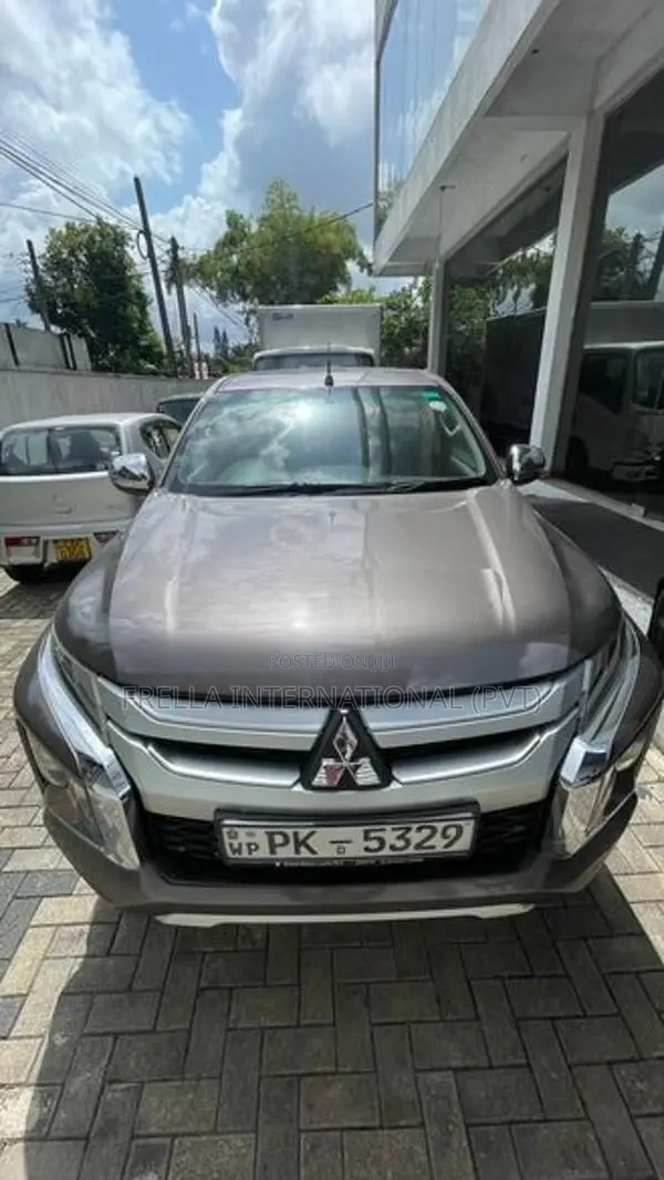 Mitsubishi L200 2020
