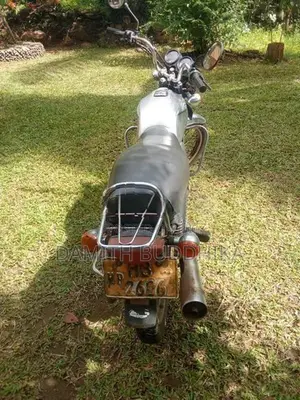 Bajaj Boxer 2002