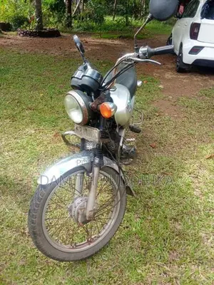 Bajaj Boxer 2002