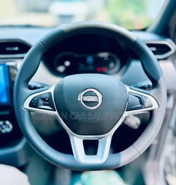 Nissan Magnite Acenta Ez-Shift 2026