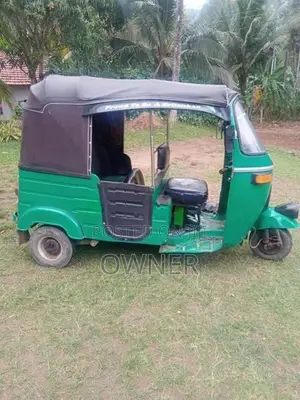 Bajaj RE 205 2003