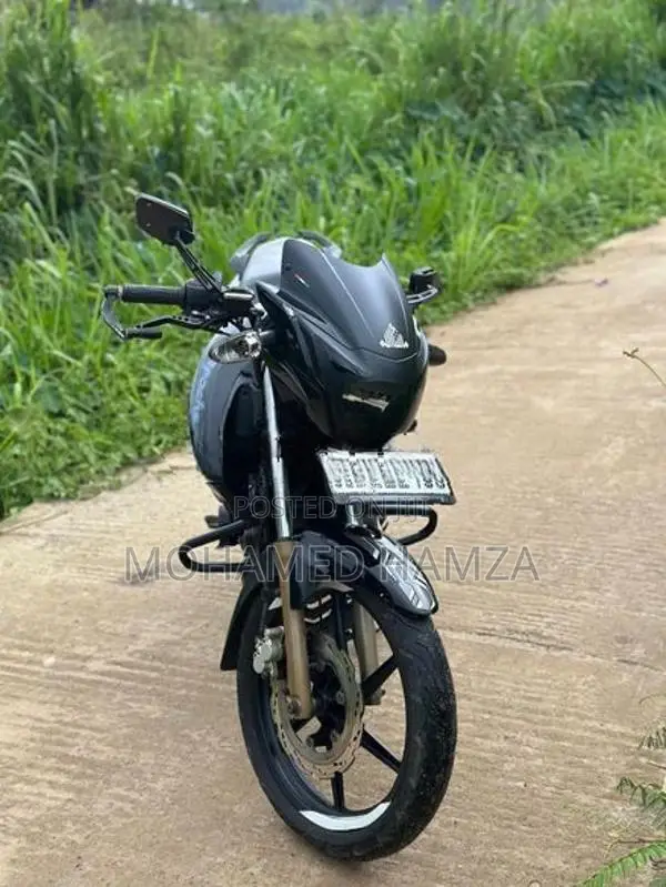 TVS Apache RTR 180 2016