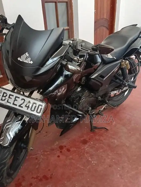 TVS Apache RTR 180 2016