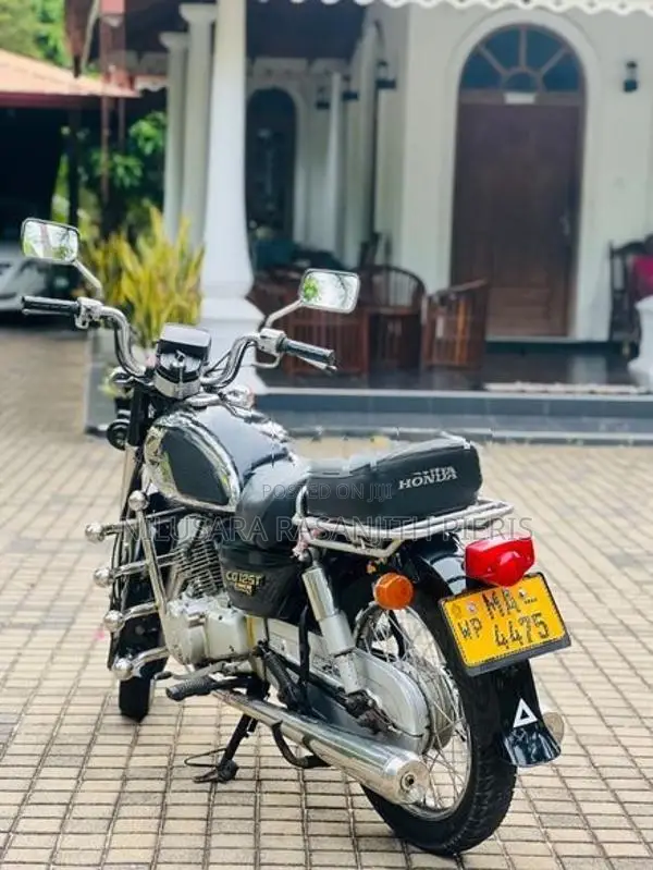 Honda Benly 2005