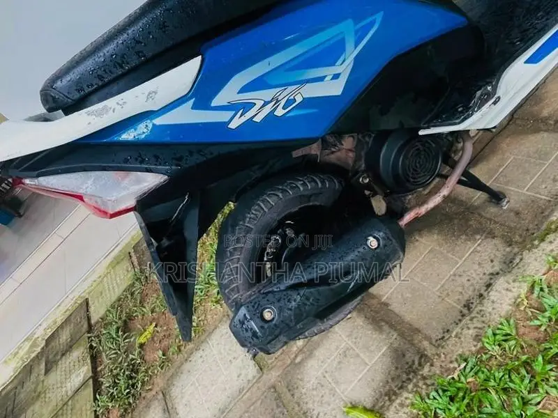 Honda Dio SCV110 2016