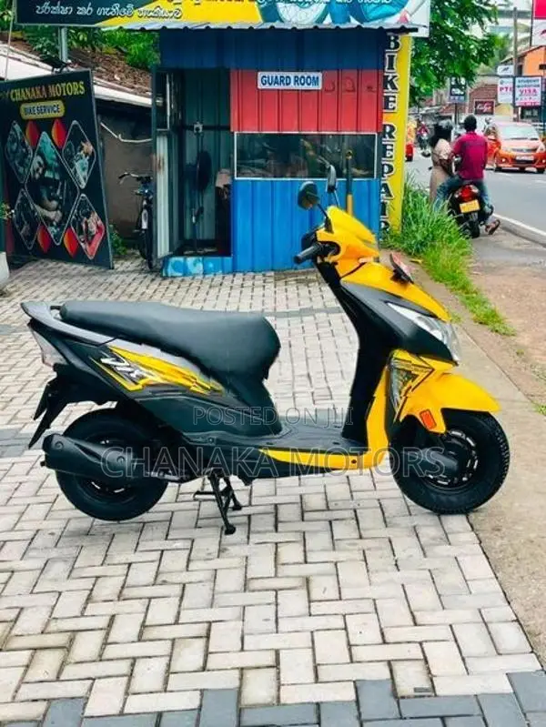 Honda Dio 2018
