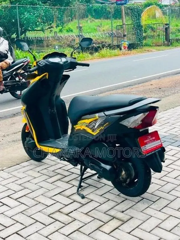 Honda Dio 2018