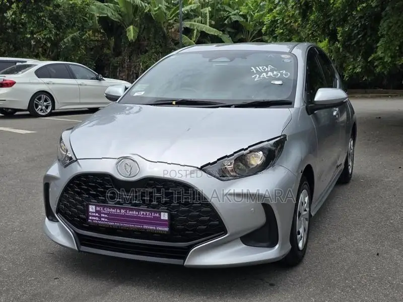 Toyota Yaris X Safety Spec 2025