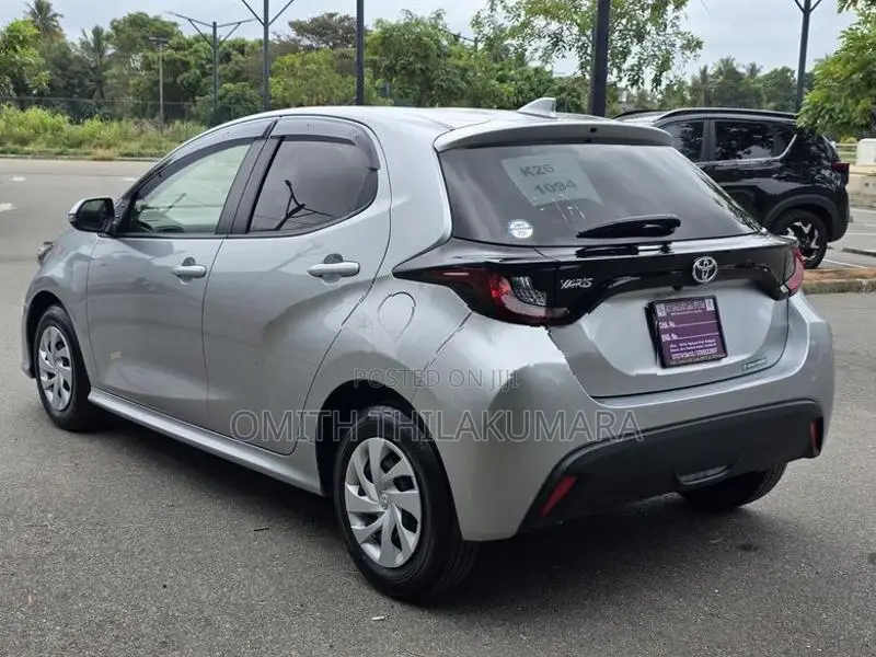 Toyota Yaris X Safety Spec 2025