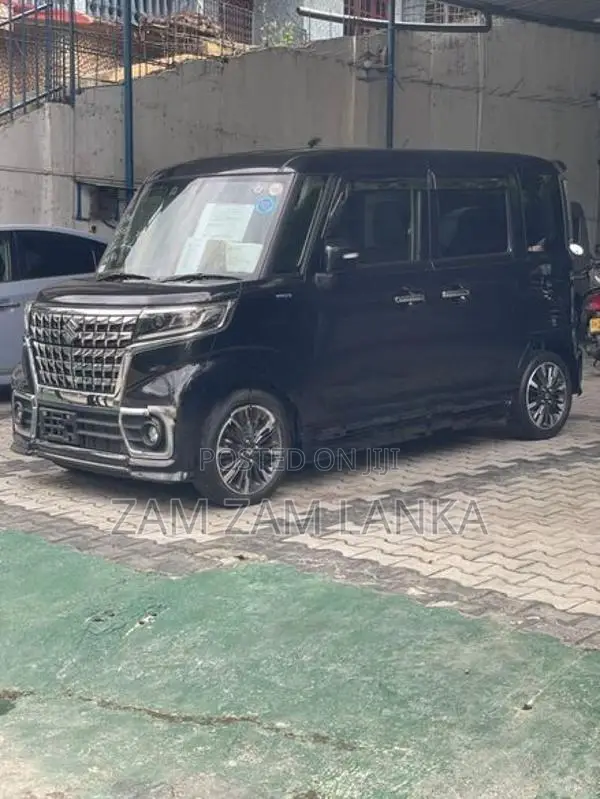 Suzuki Spacia 2023