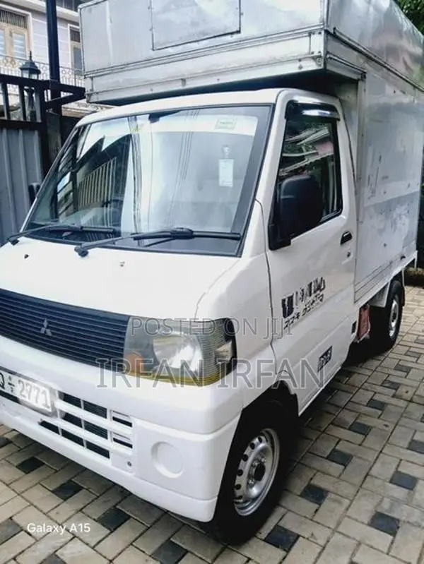 Mitsubishi Mini Cab Aluminium Body 2006