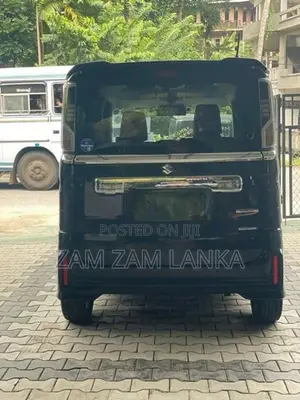 Suzuki Spacia 2023