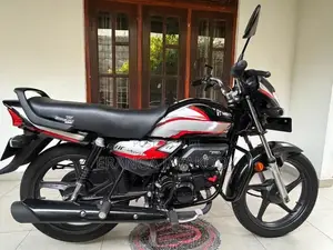 Hero HF Deluxe 2025