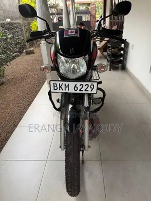 Hero HF Deluxe 2025