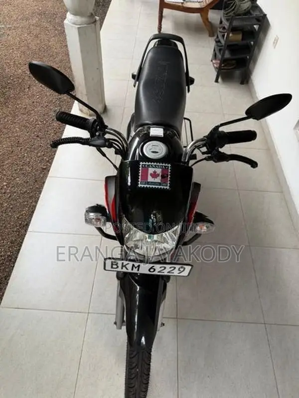 Hero HF Deluxe 2025
