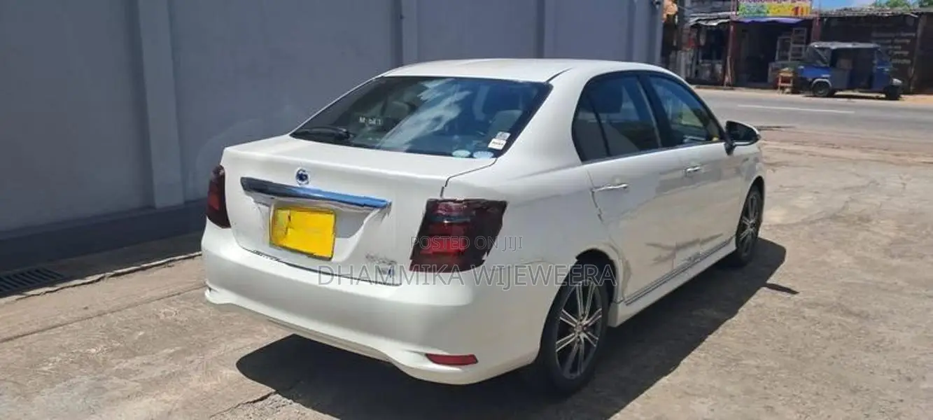 Toyota Axio 2017