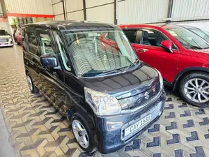 Suzuki Spacia Hybrid 2017