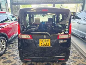Suzuki Spacia Hybrid 2017