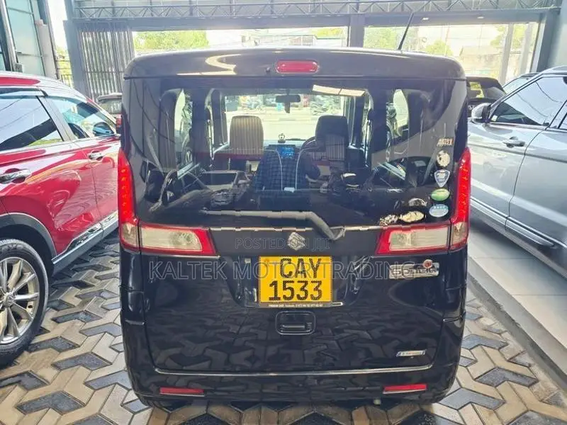 Suzuki Spacia Hybrid 2017