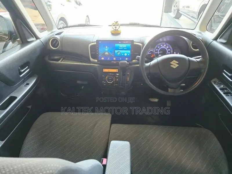 Suzuki Spacia Hybrid 2017