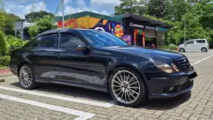Mercedes Benz E350 2003