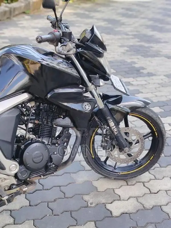 Yamaha FZs V2 2016