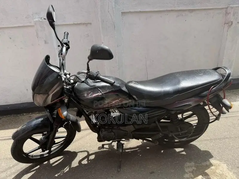 Bajaj Platina 100 2012