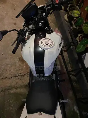 TVS Apache RTR 200 4V 2017