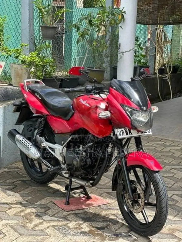 Bajaj Pulsar 150 2010