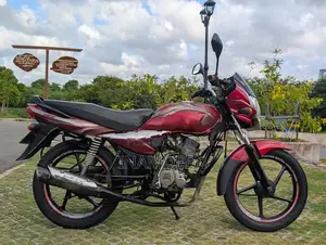 Bajaj Platina 125 2012