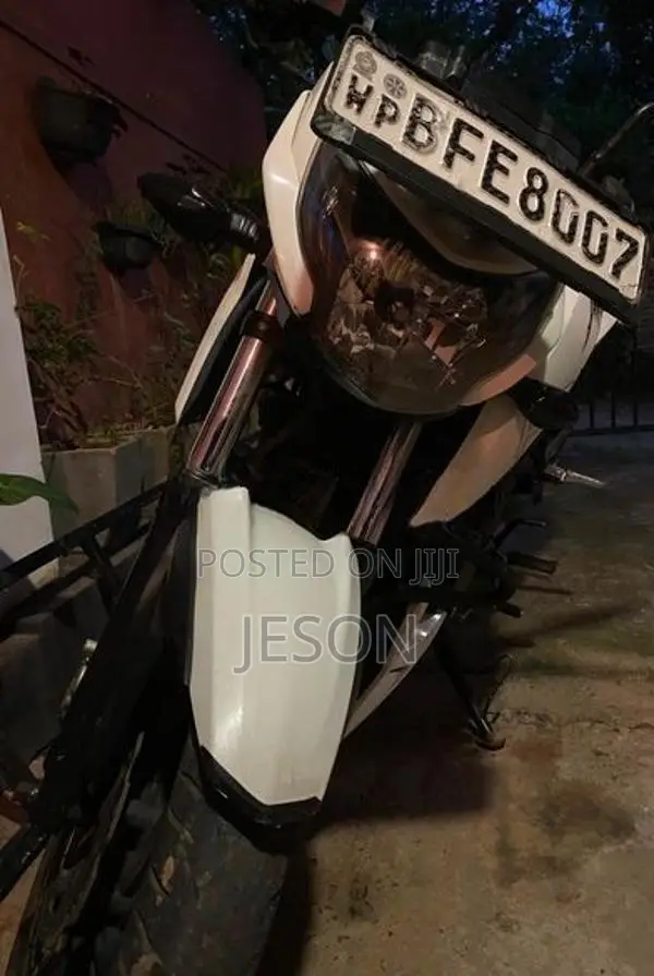 TVS Apache RTR 200 4V 2017