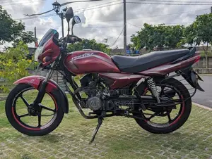 Bajaj Platina 125 2012
