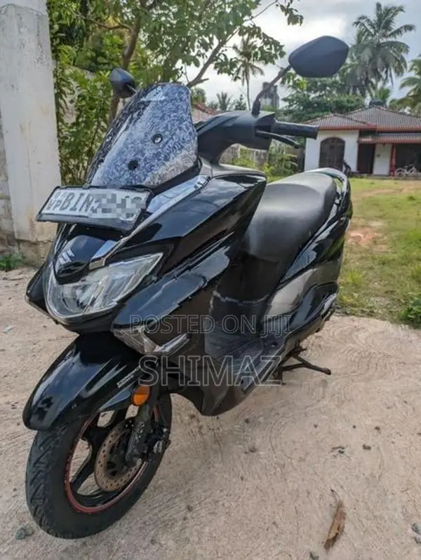 Suzuki Burgman 125 2020