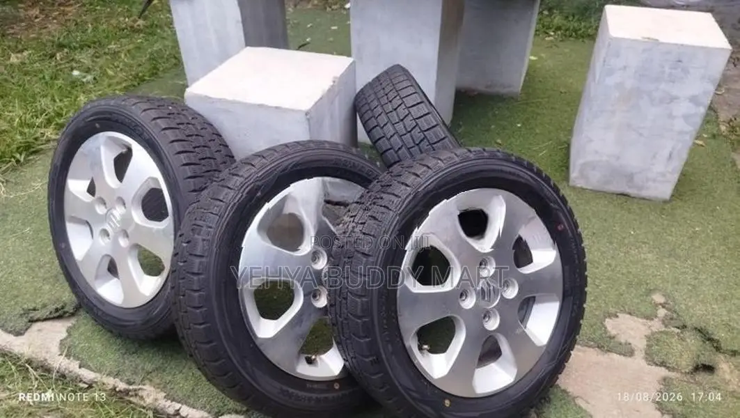 Suzuki Every Wagon 14" Alloy Wheels Tyres