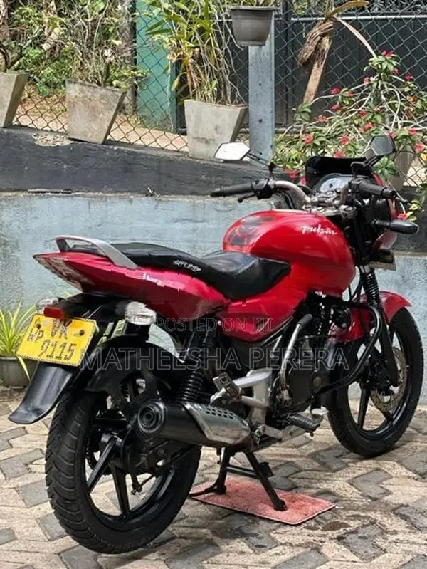 Bajaj Pulsar 150 2010
