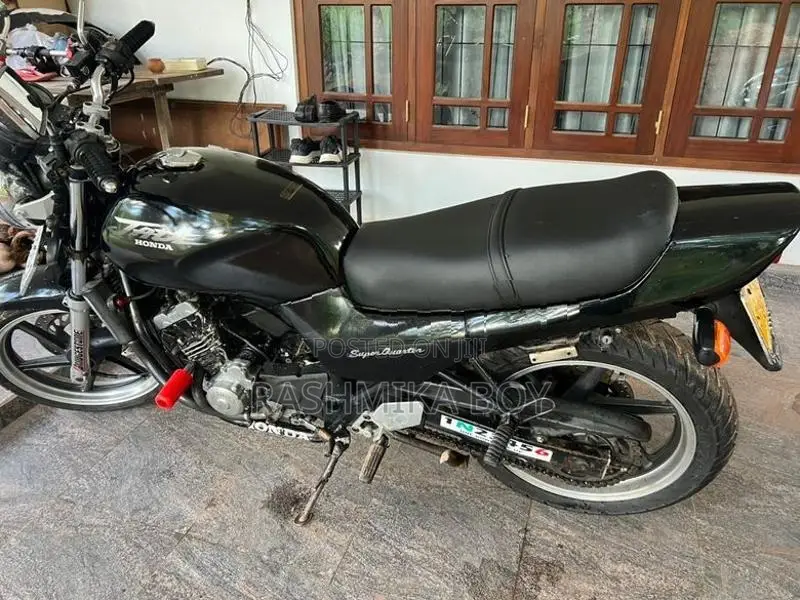 Honda Jade 2004