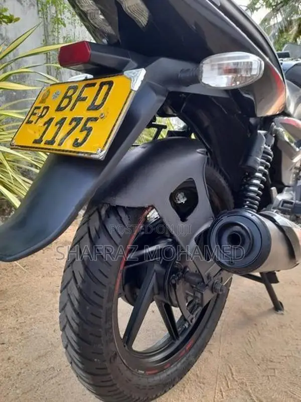 Bajaj Pulsar 150 2017