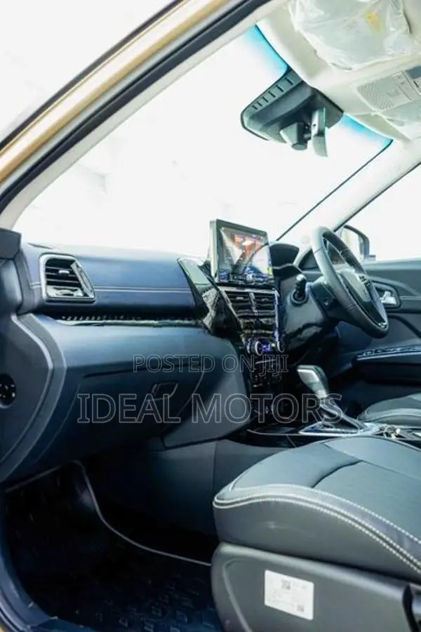 Mahindra XUV 3XO AX7L 2026