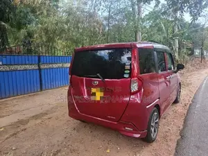 Toyota Roomy 2016