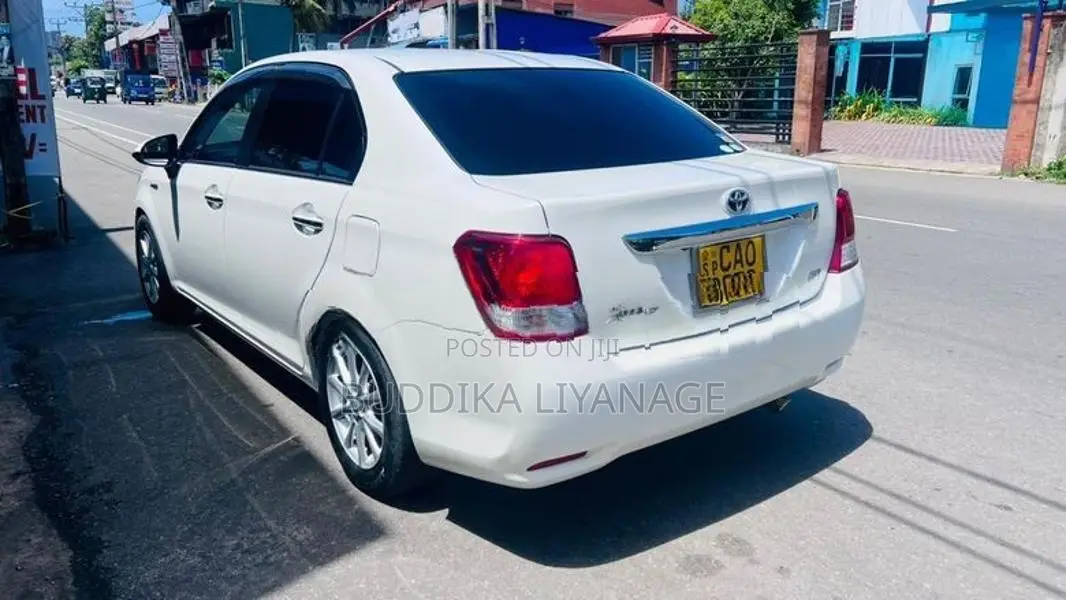 Toyota Axio 2014