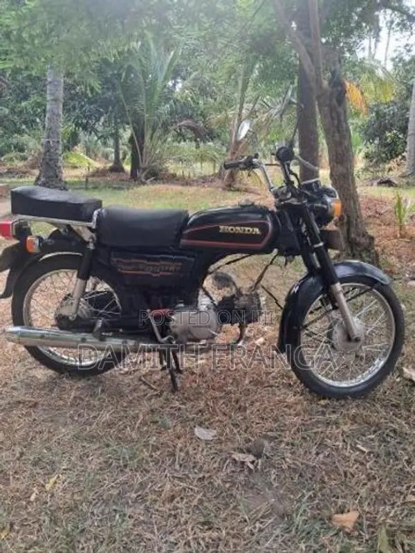 Honda Benly 2005