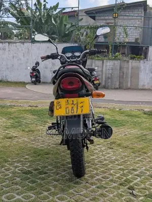 Bajaj Platina 125 2012