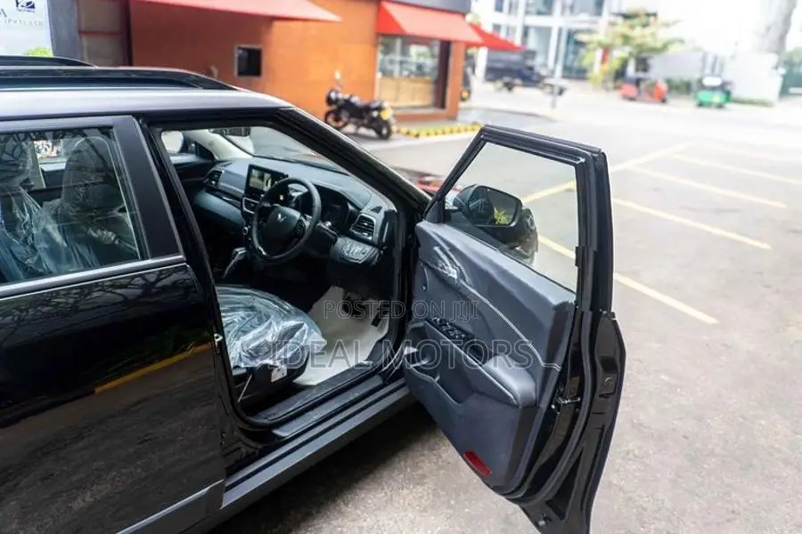 Mahindra XUV 3XO AX7L 2026