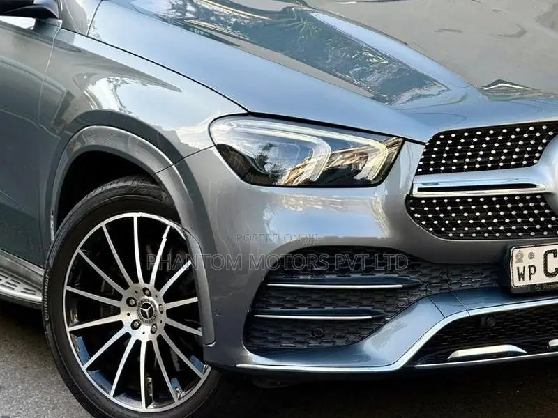 Mercedes Benz GLE 300D AMG Premium Plus 2020