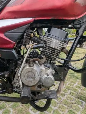 Bajaj Platina 125 2012