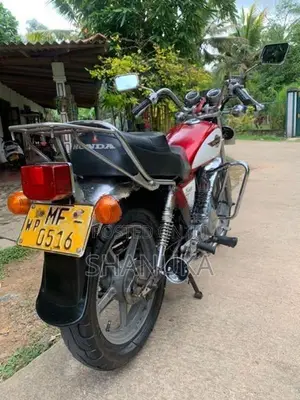 Honda CM Custom 125 2001